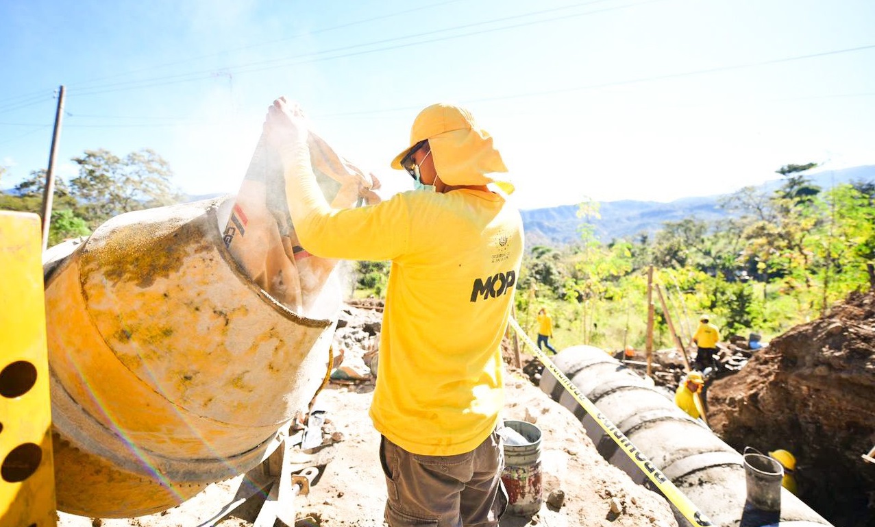 Obras Públicas: Avanza construcción de drenajes y pavimentación en Morazán obras-publicas-avanza-construccion-de-drenajes-y-pavimentacion-en-morazan